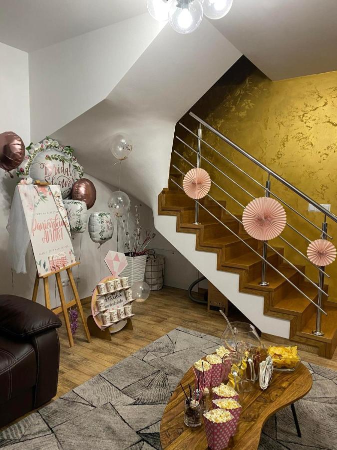 Apartamento Dom na Borówkowym Wzgórzu Palesnica Exterior foto